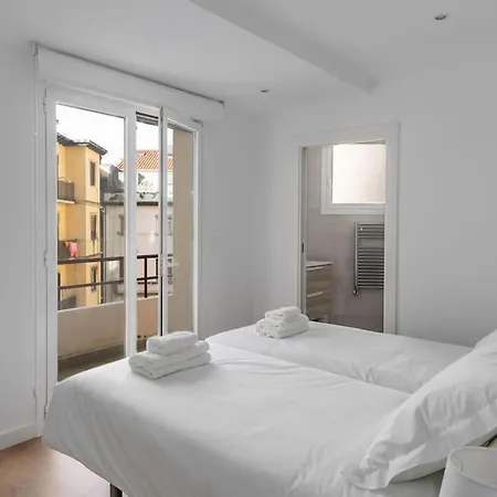 Bright With A/c, Parking Optional サン・セバスティアン